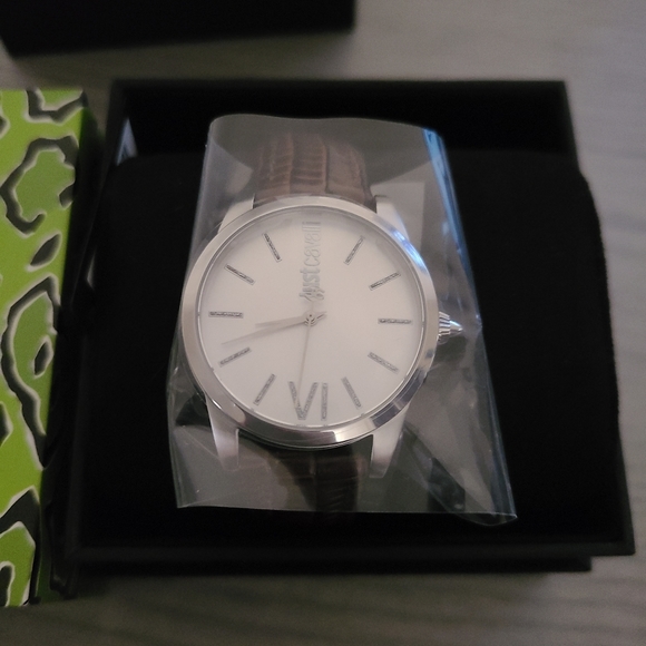 Authentic Roberto Cavalli Watch - Picture 5 of 8